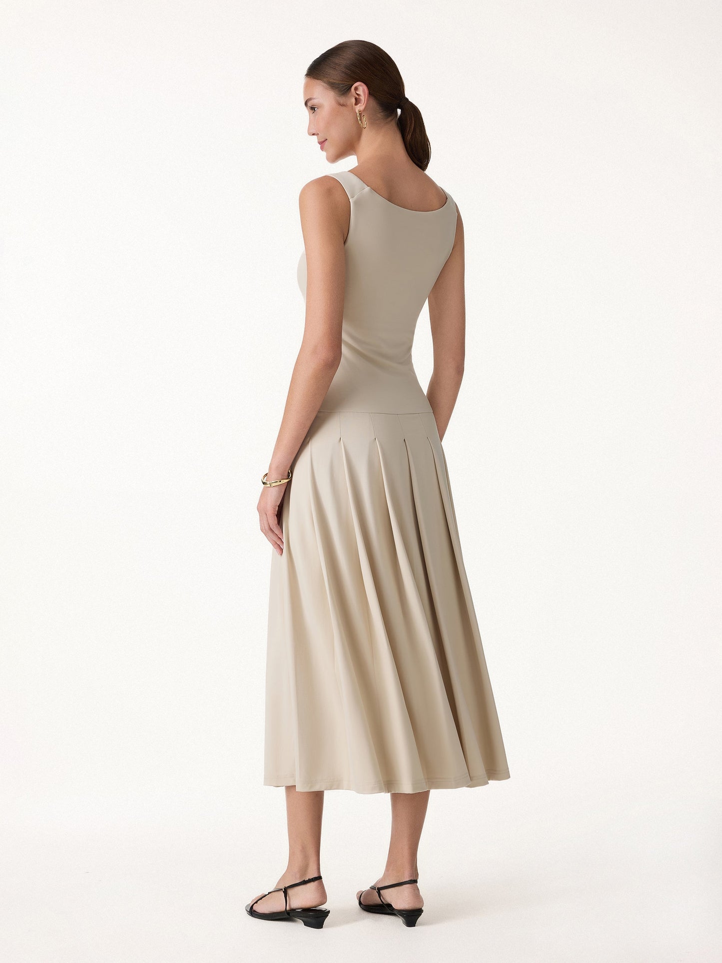 CoolTouch Multi-Wear Falten-Midi-Bra-Kleid