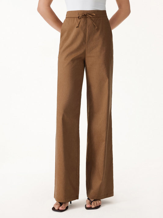 Weite Hose mit Kordelzug und Taschen