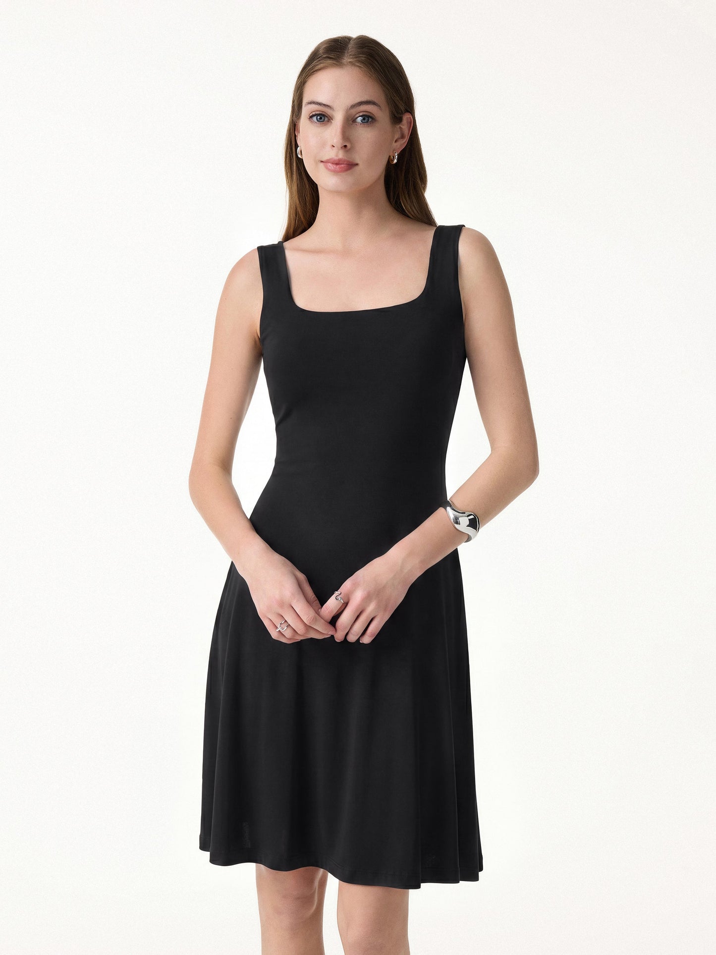 Kühlendes Mini-Bra-Kleid mit quadratischem Ausschnitt