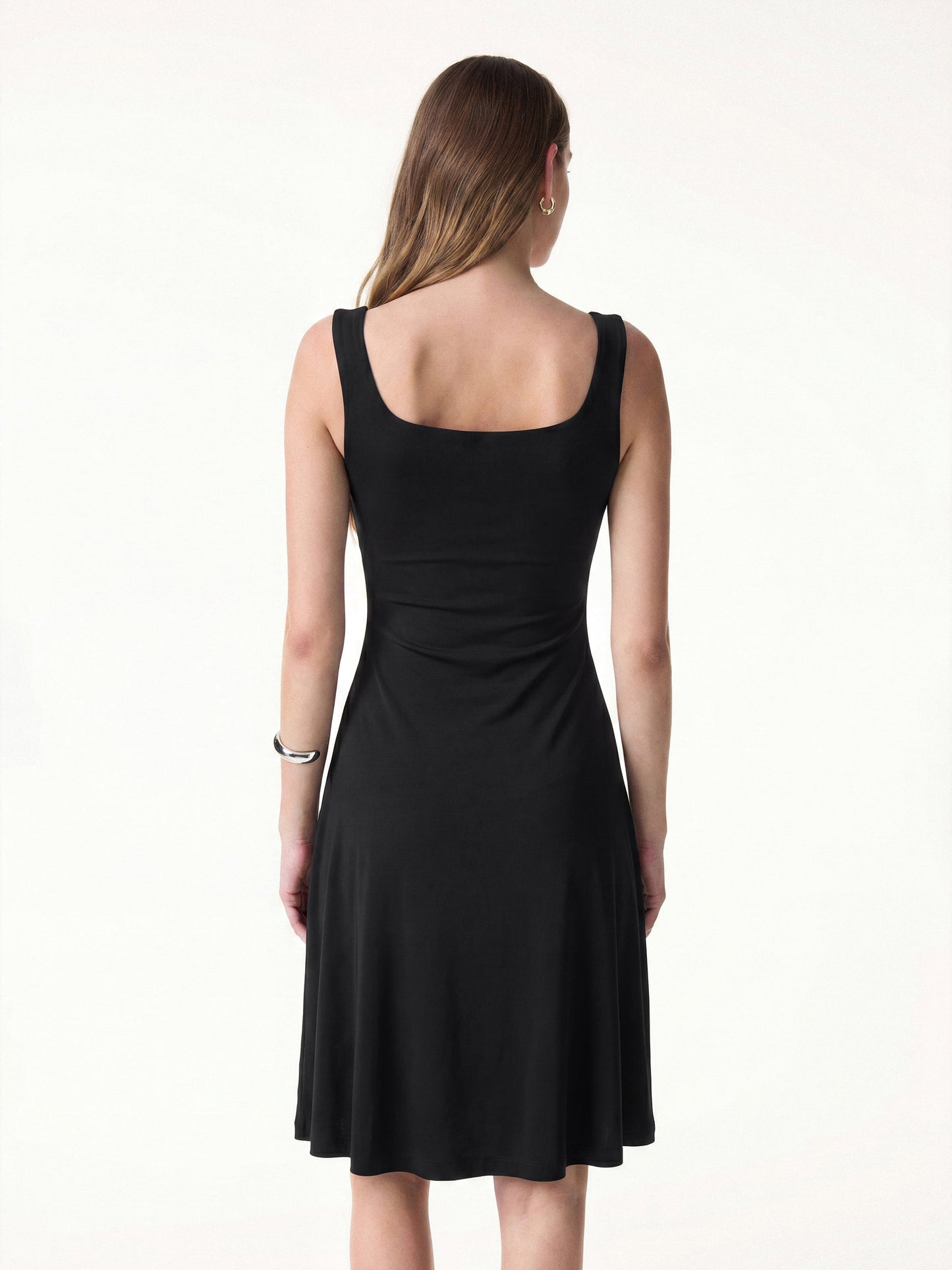 Kühlendes Mini-Bra-Kleid mit quadratischem Ausschnitt