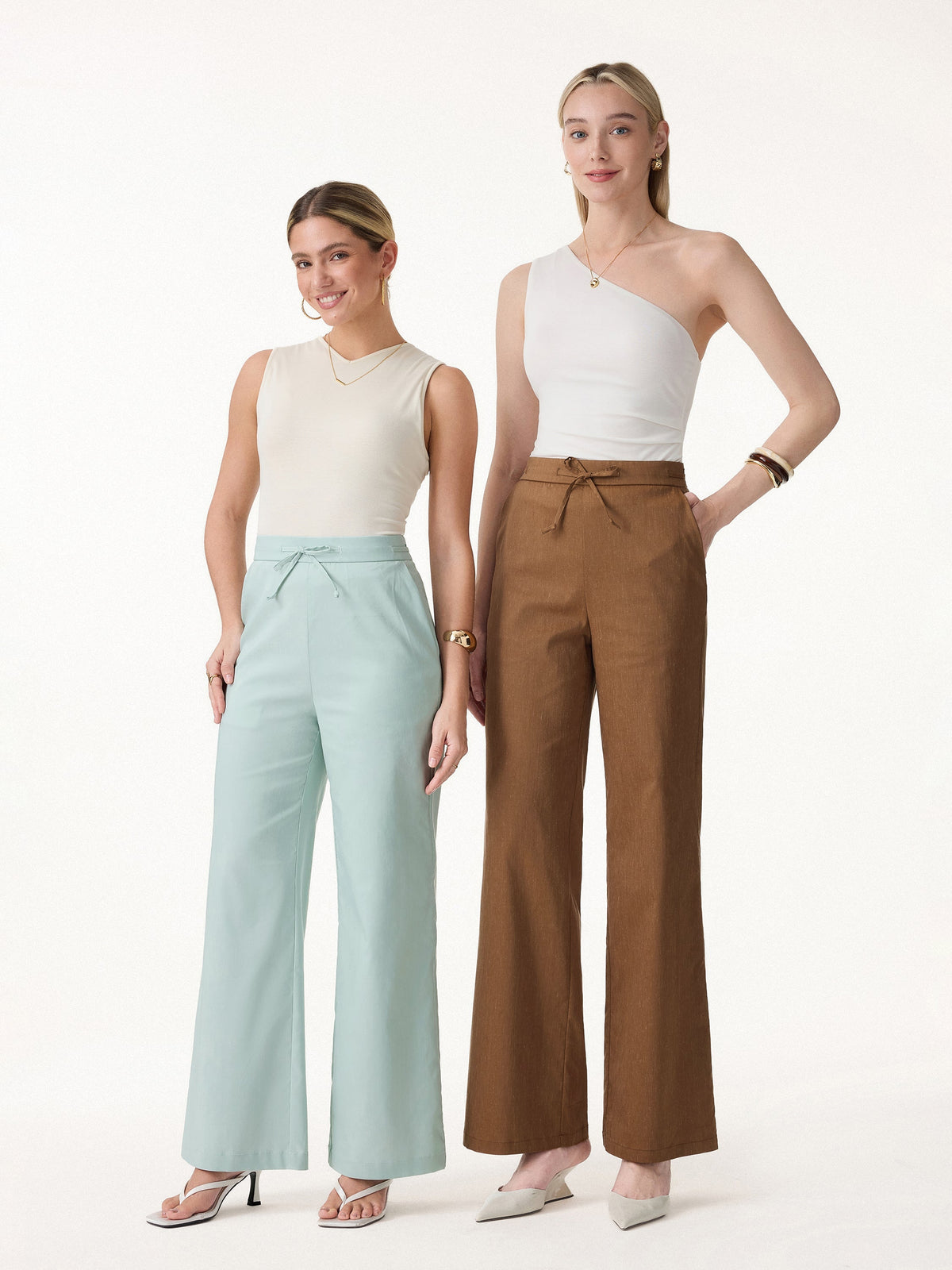 Weite Hose mit Kordelzug und Taschen