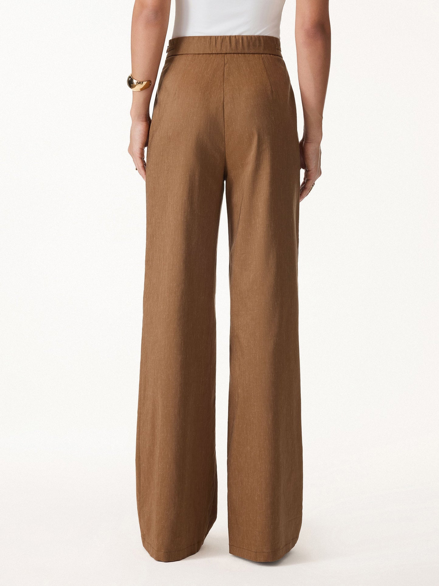 Weite Hose mit Kordelzug und Taschen