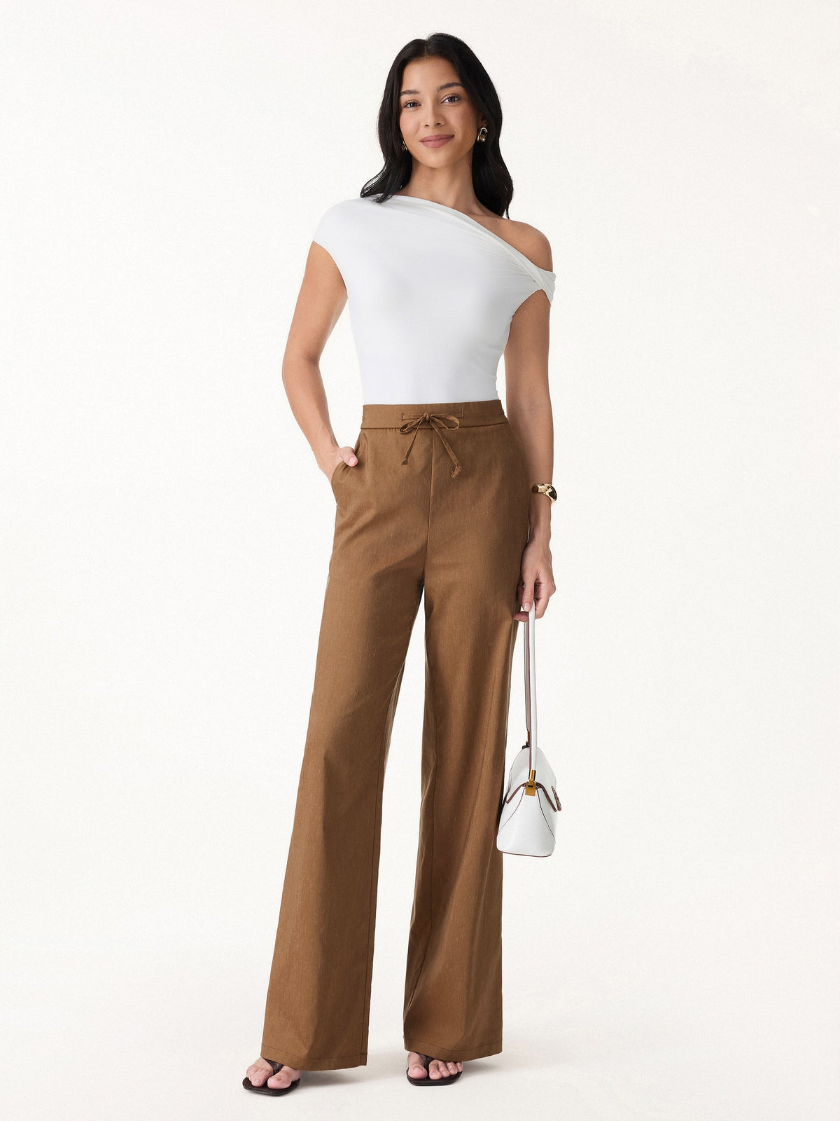 Weite Hose mit Kordelzug und Taschen